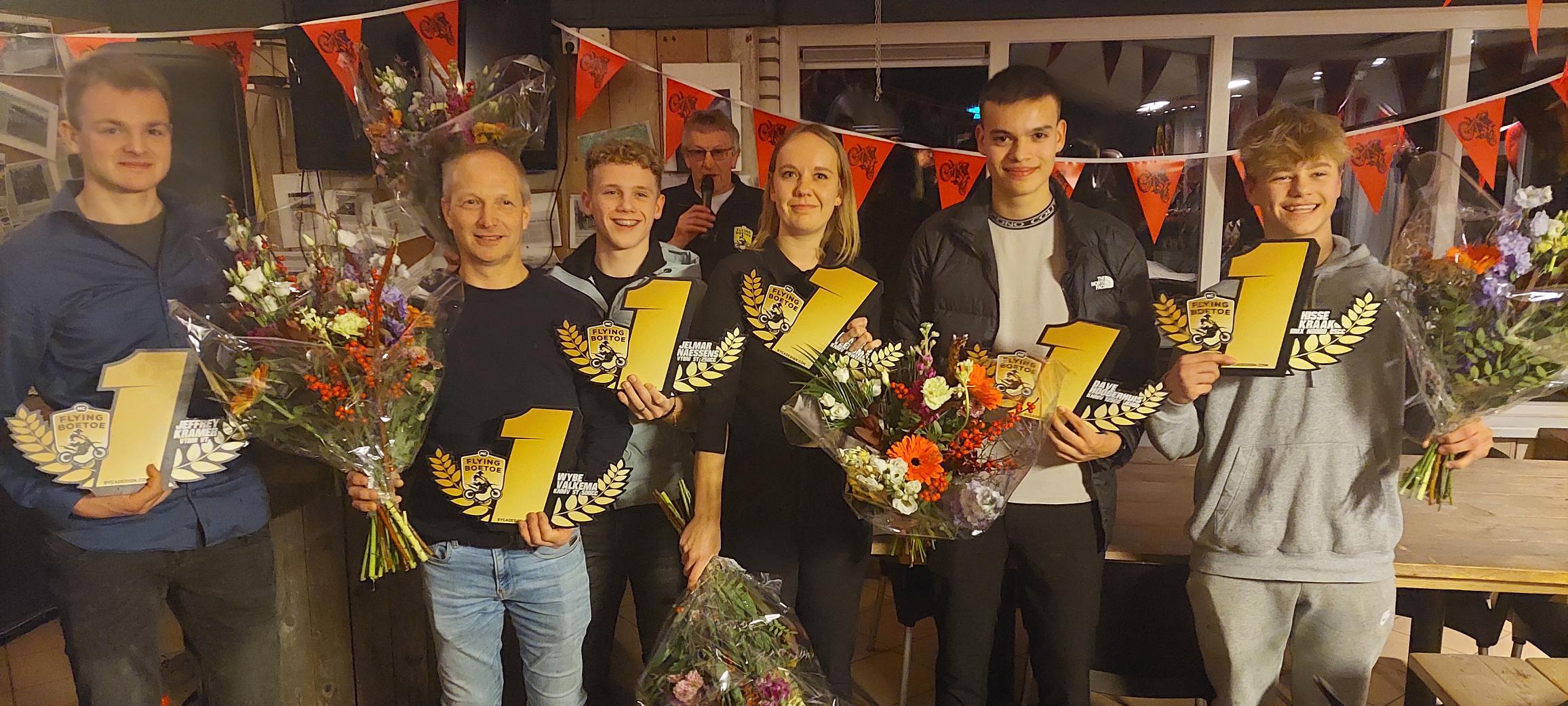 Nieuwjaarsborrel En Huldiging Kampioenen. - Flyingboetoe